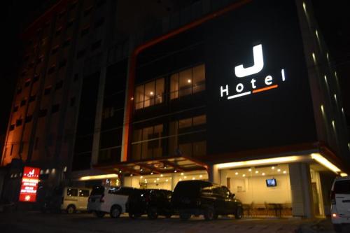 j hotel medan