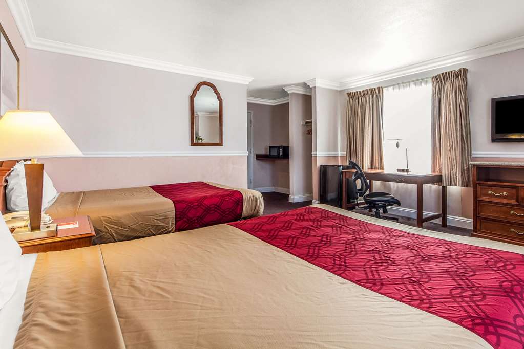 econo lodge castro valley i 580