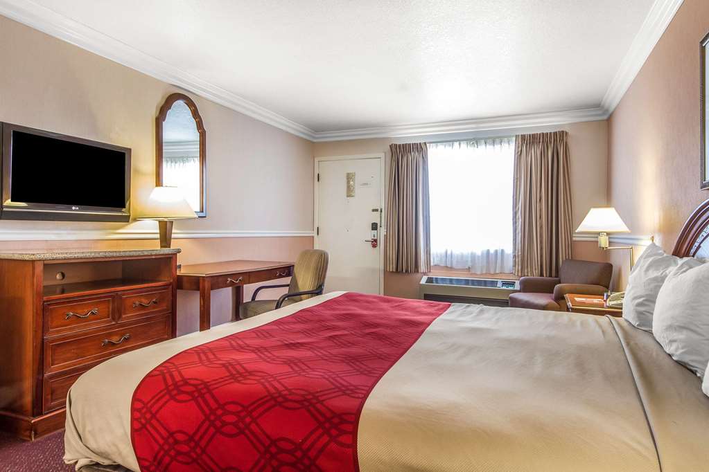 econo lodge castro valley i 580