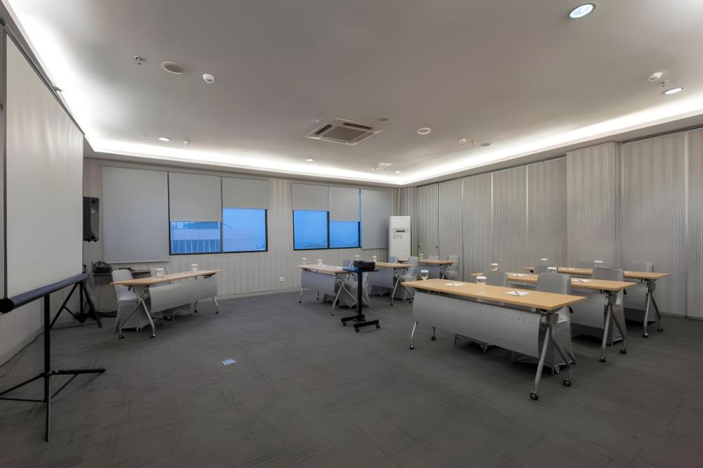 hotel 88 grogol by wh