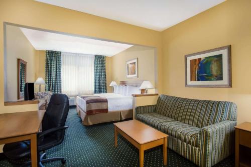 baymont inn and suites helena