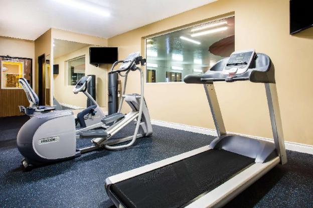 baymont inn and suites helena