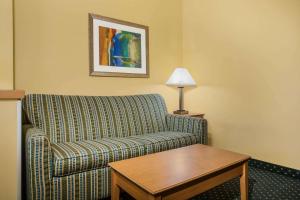 baymont inn and suites helena