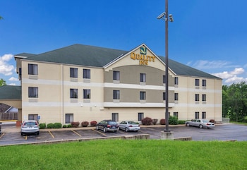quality inn i 70 near kansas speedway