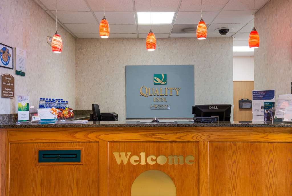 quality inn i 70 near kansas speedway