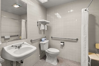 suburban studios kansas city airport north