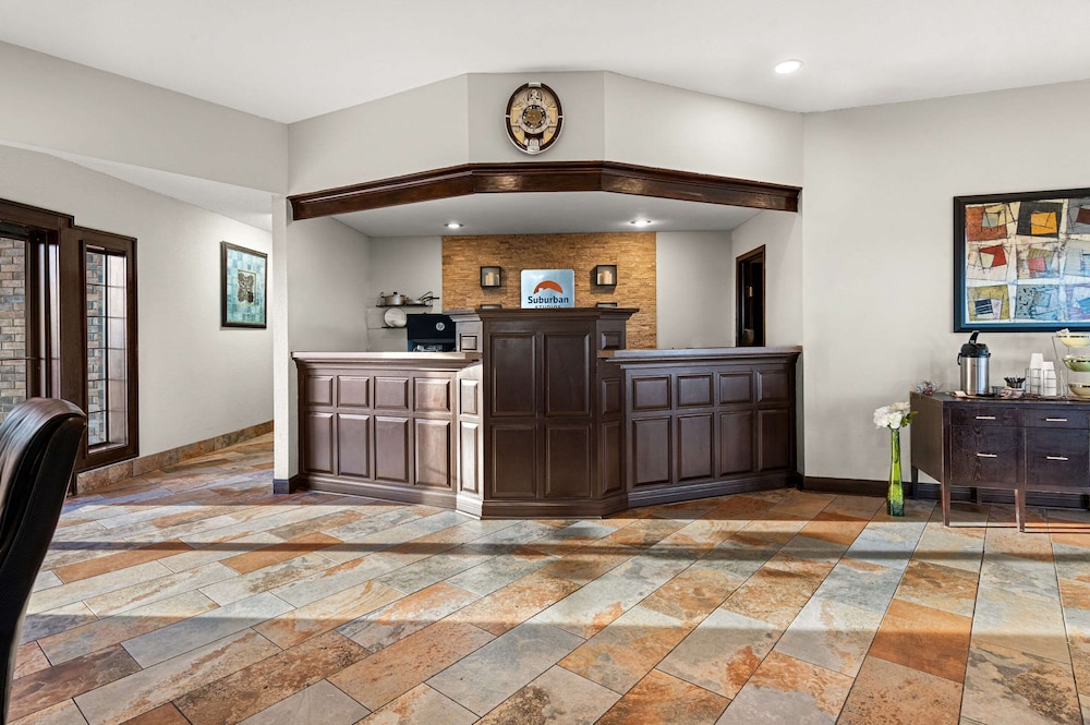 suburban studios kansas city airport north