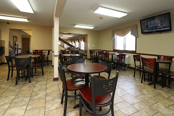 new victorian inn and suites
