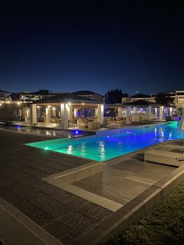 dion palace