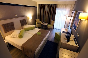 dion palace