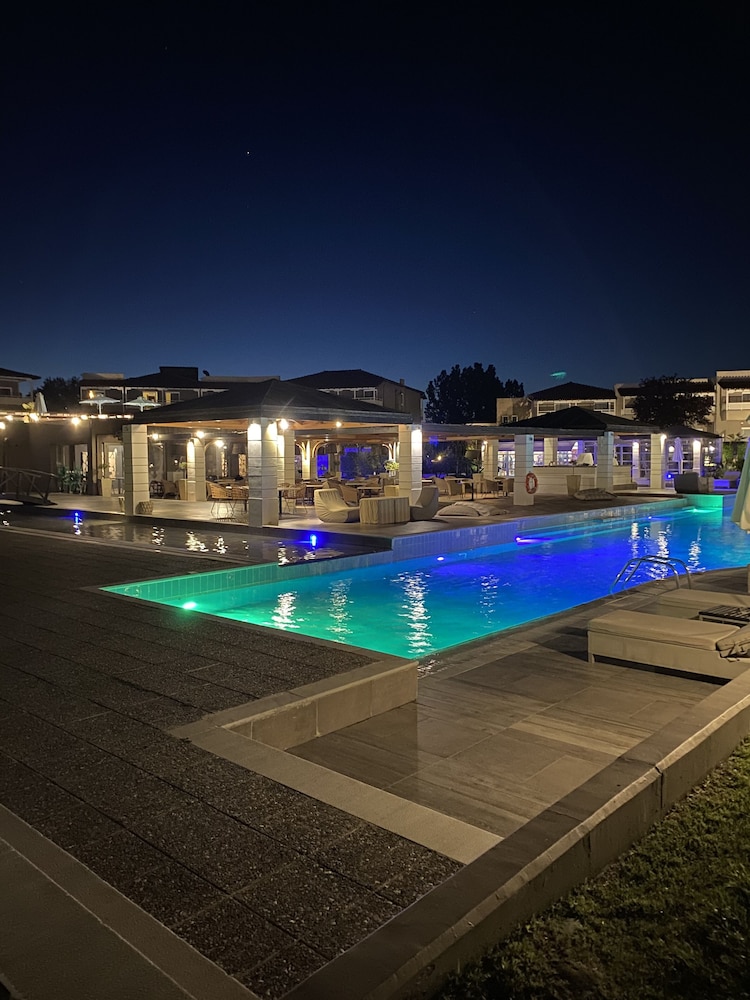 dion palace