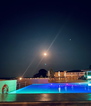 dion palace