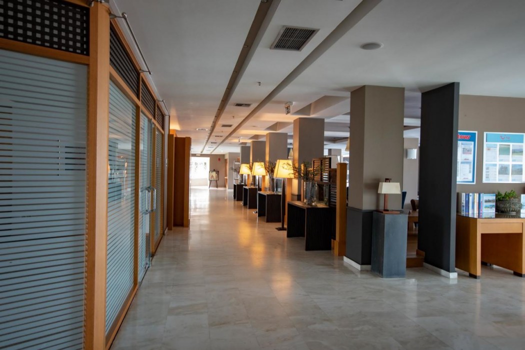 dion palace