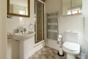 the abbey hotel and apartments