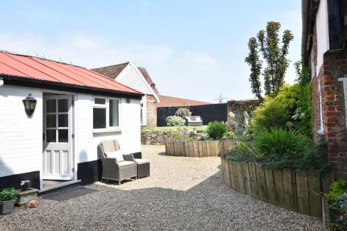 the abbey hotel and apartments