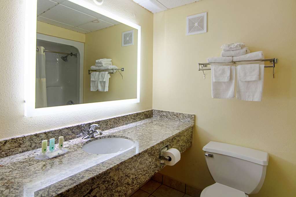 quality inn and suites