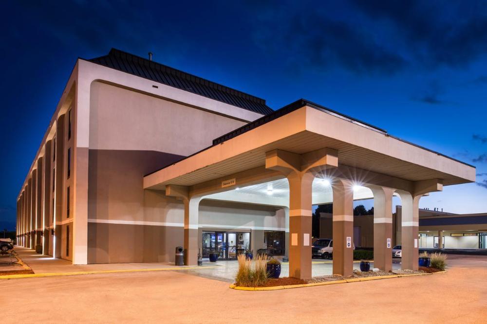 new victorian inn and suites