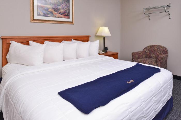 new victorian inn and suites