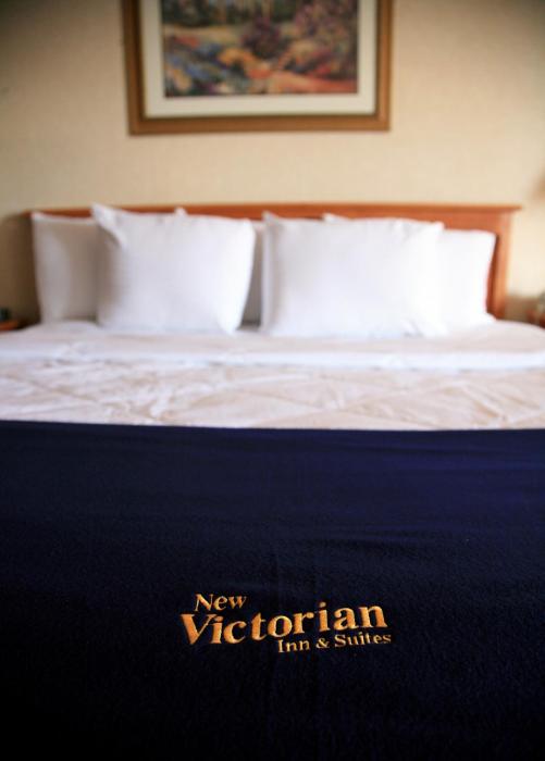 new victorian inn and suites