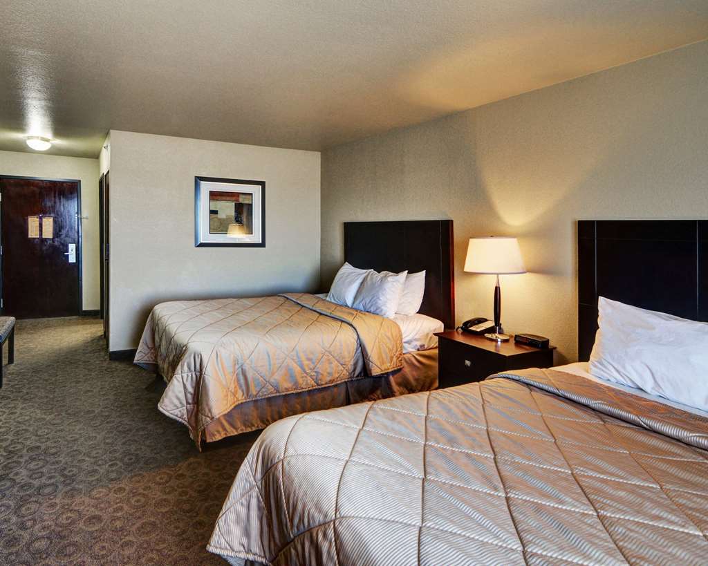 quality inn and suites terrell