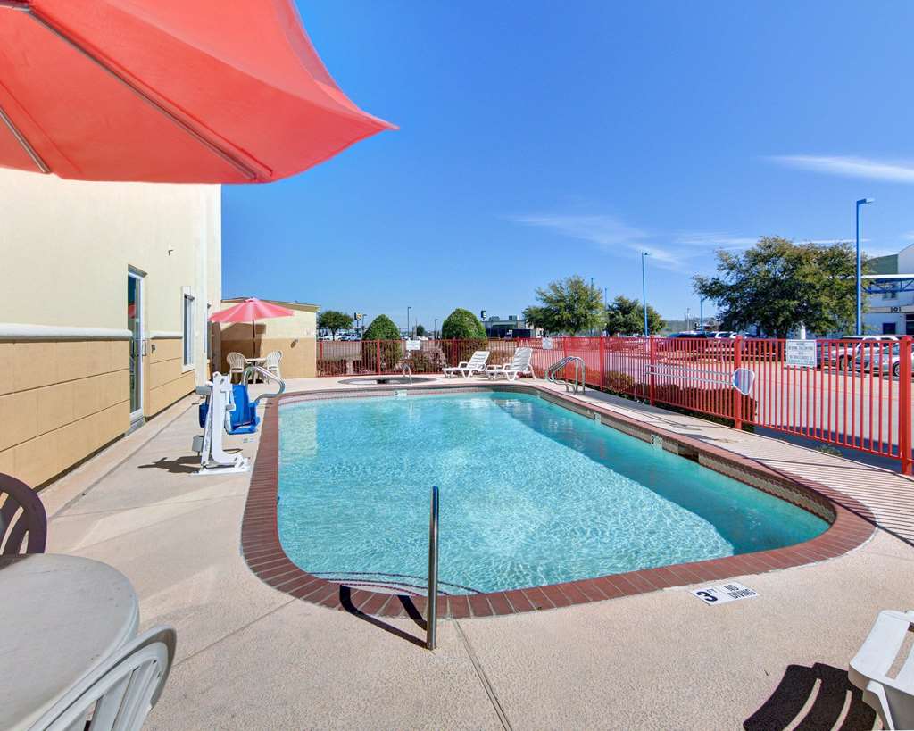 quality inn and suites terrell