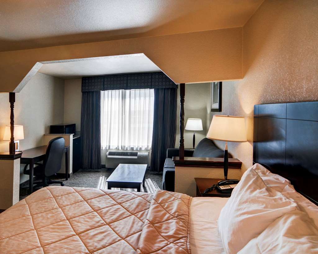 quality inn and suites terrell