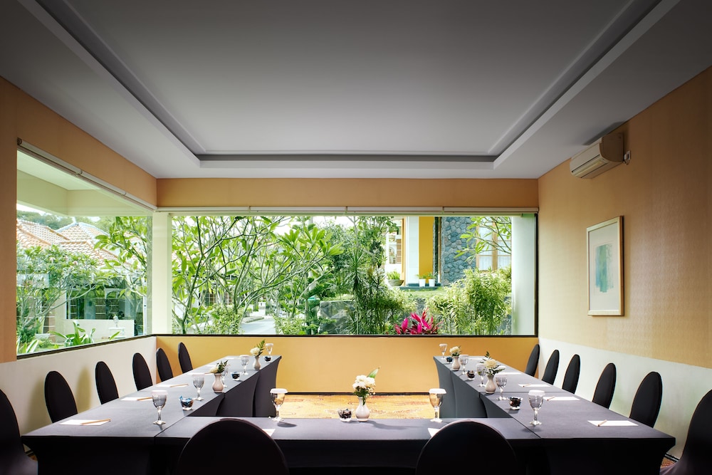 el hotel malang