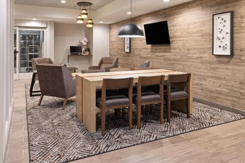 candlewood suites chambersburg by ihg
