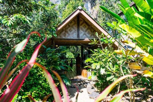 khao sok silver cliff resort