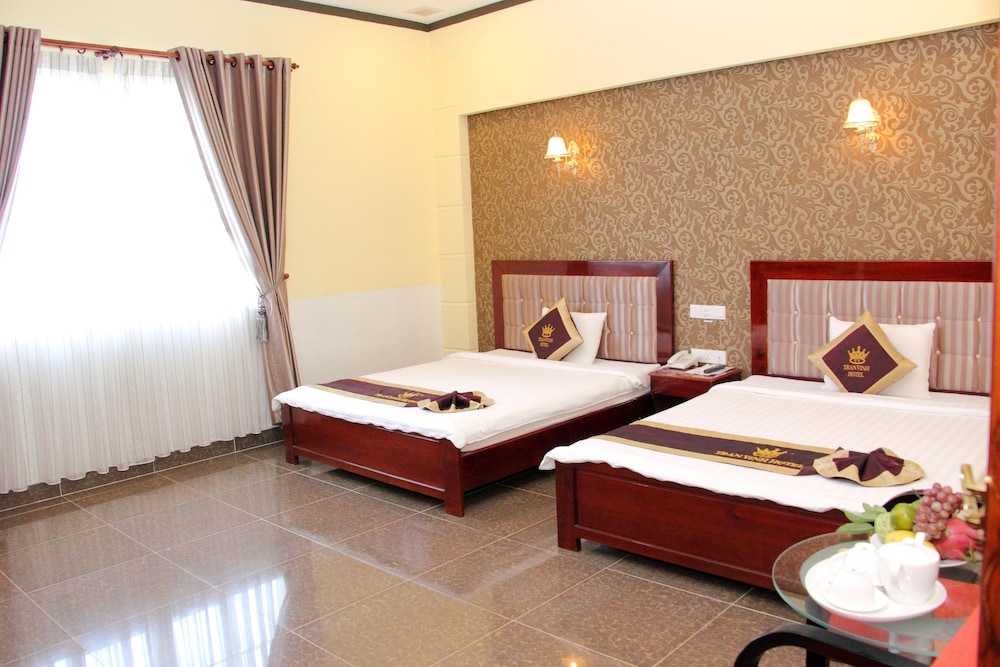 tran vinh hotel