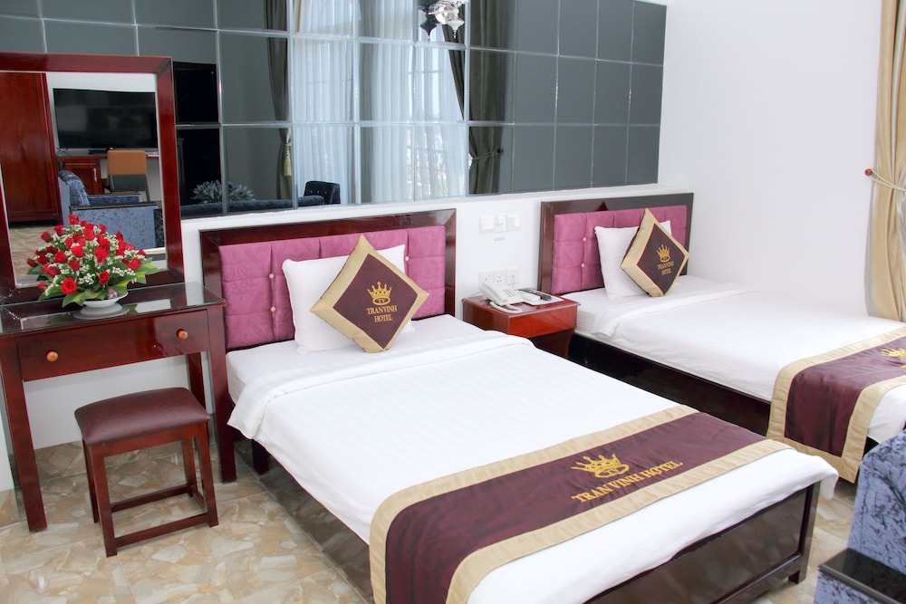 tran vinh hotel
