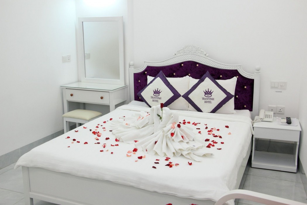 tran vinh hotel