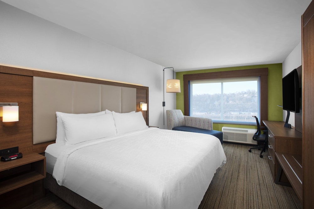holiday inn express charleston civic center by ihg