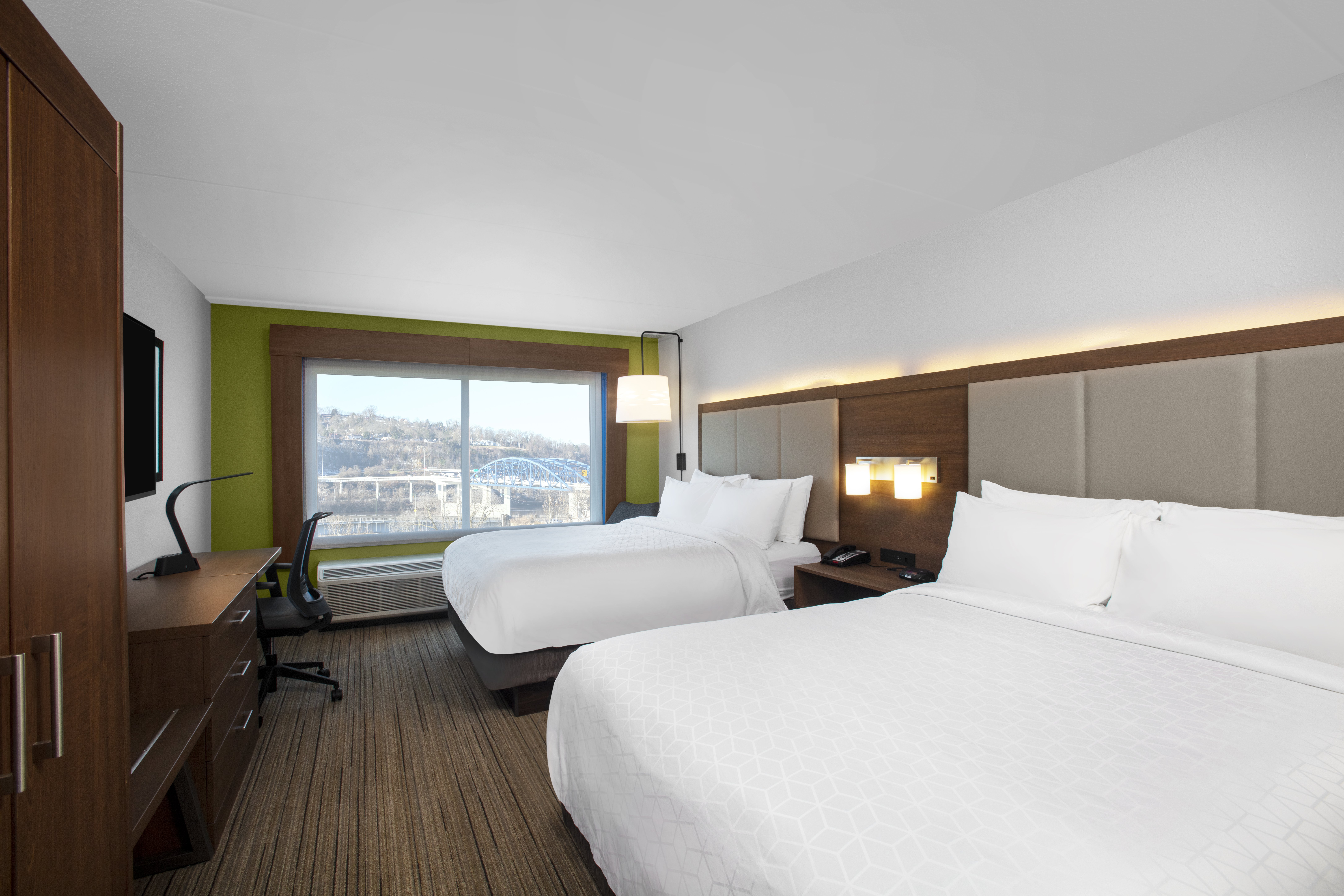 holiday inn express charleston civic center by ihg
