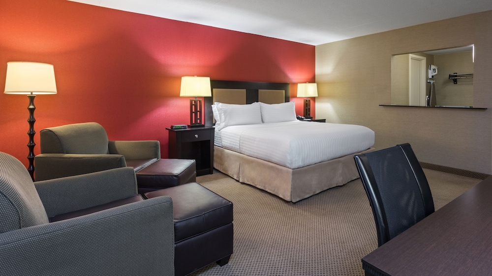 holiday inn express charleston civic center by ihg