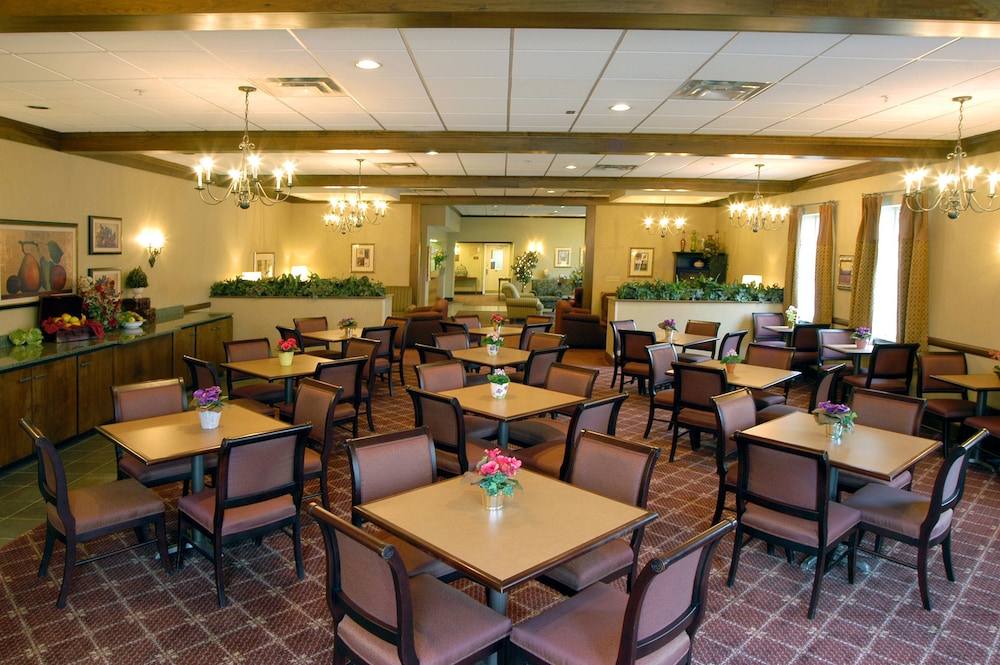 holiday inn express charleston civic center by ihg
