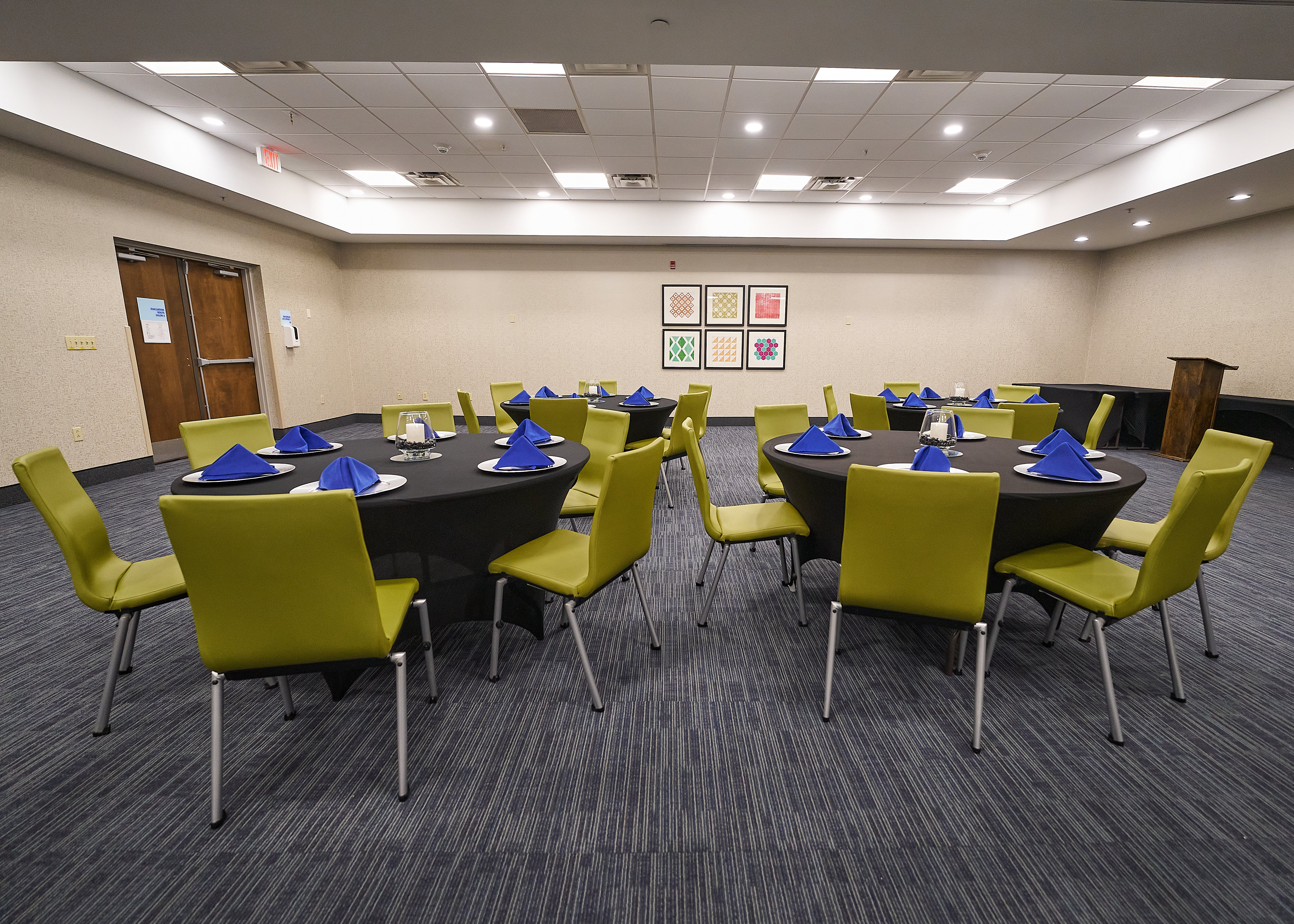 holiday inn express charleston civic center by ihg