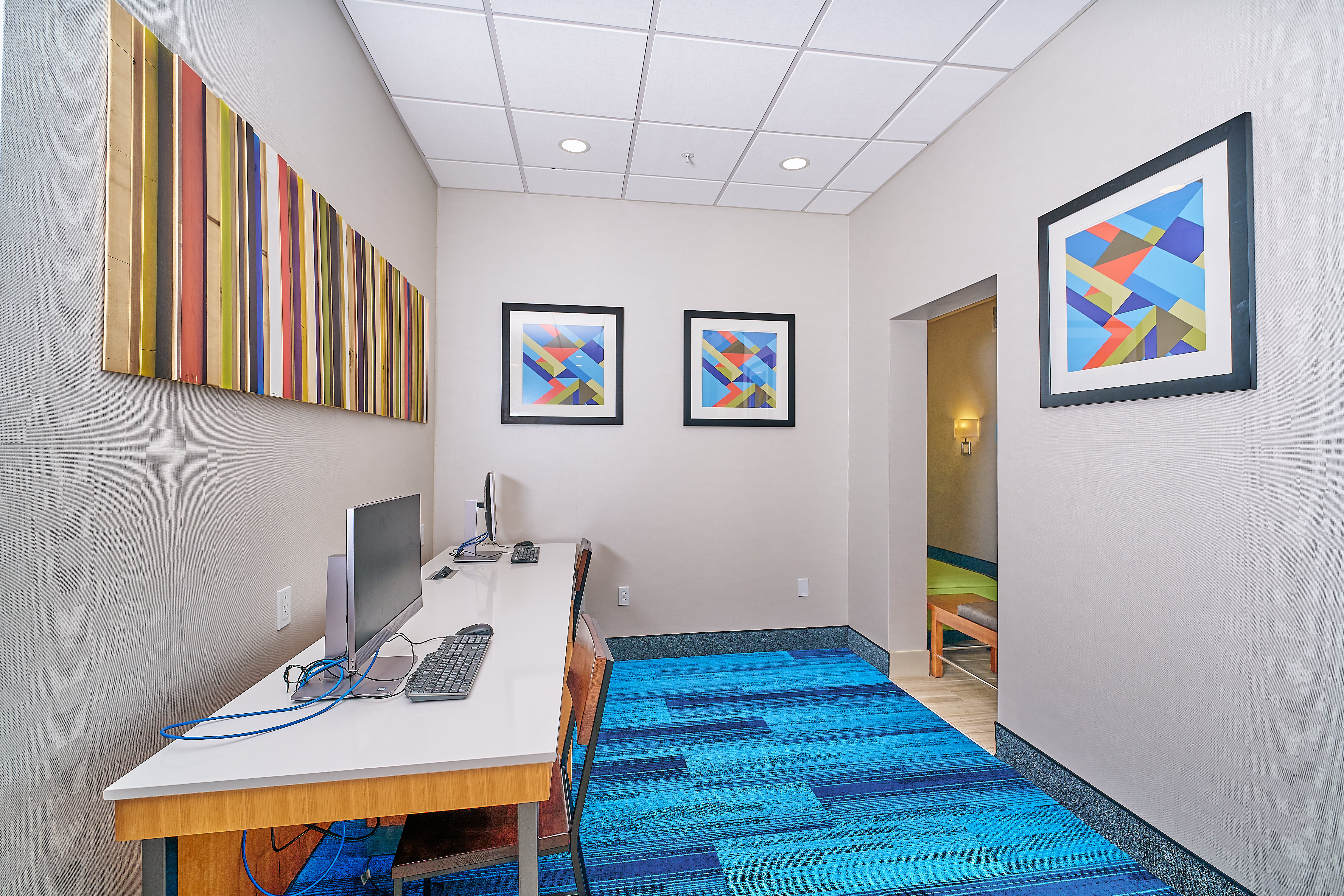 holiday inn express charleston civic center by ihg