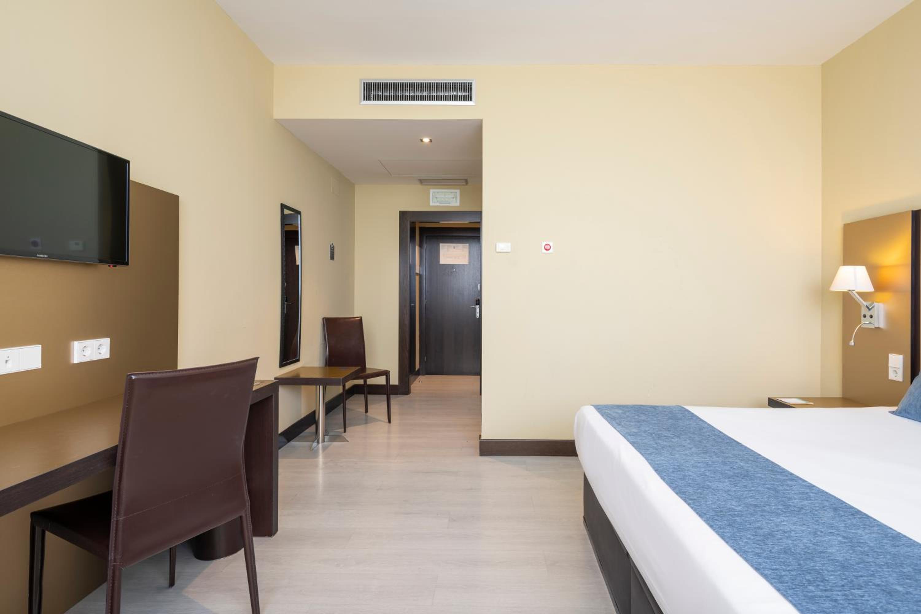 hotel route 42