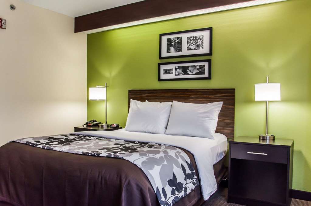 sleep inn airport billy graham parkway