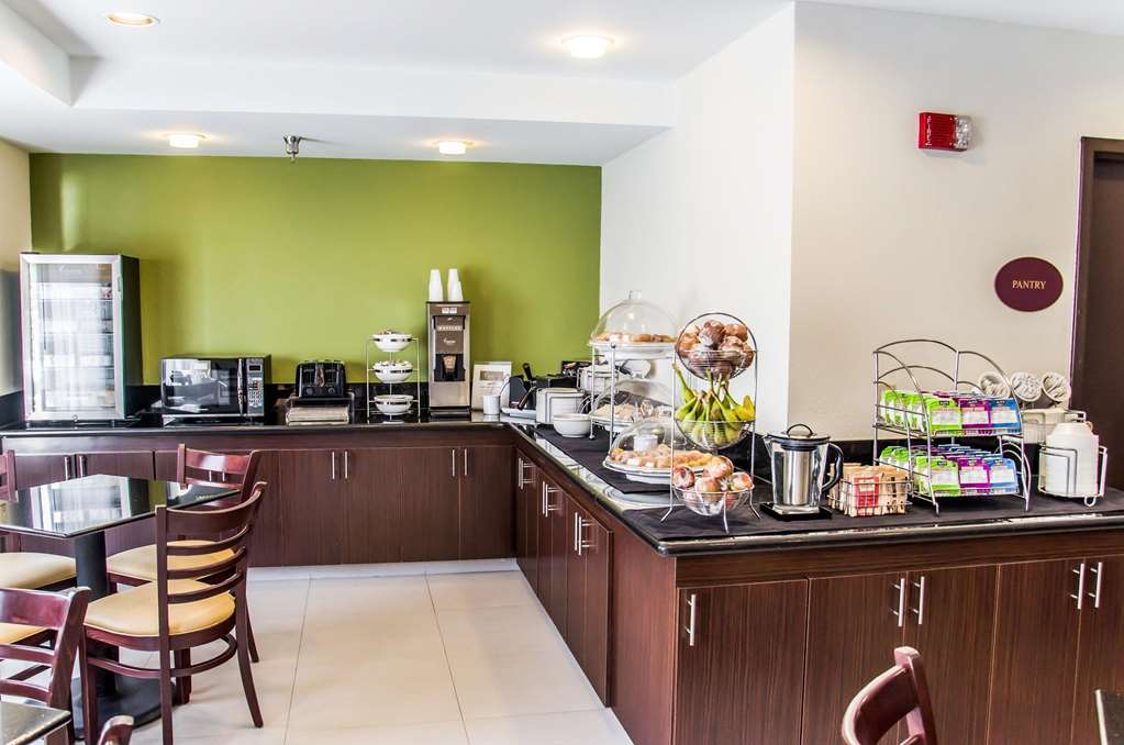 sleep inn airport billy graham parkway