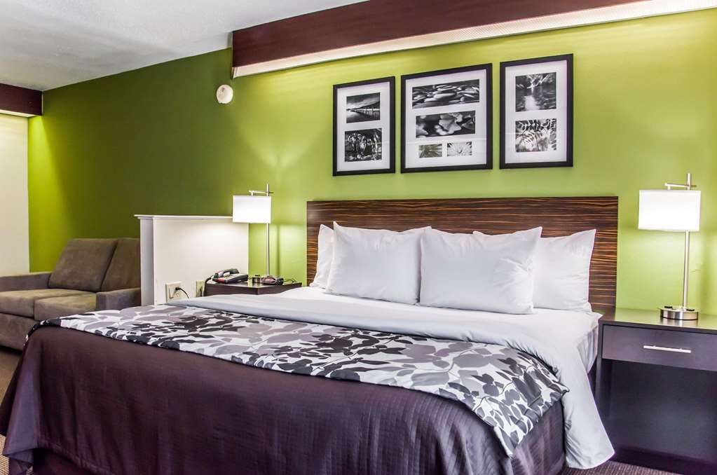 sleep inn airport billy graham parkway