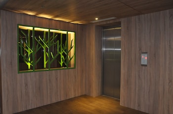 sala view hotel