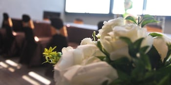 sala view hotel