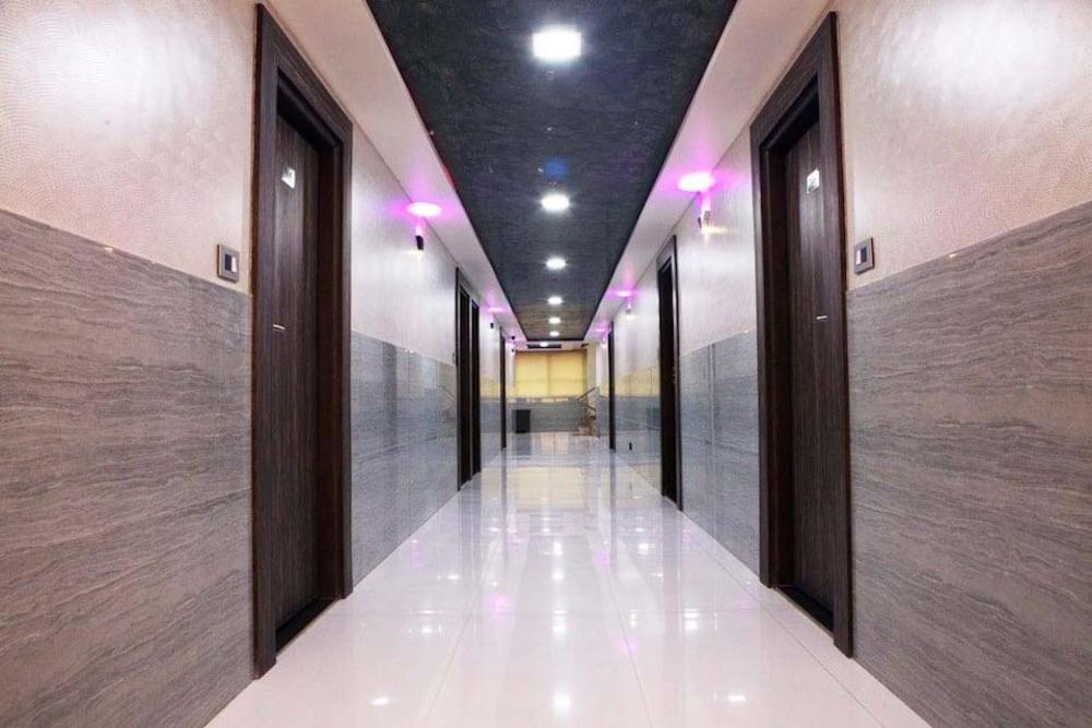 hotel kohinoor plaza