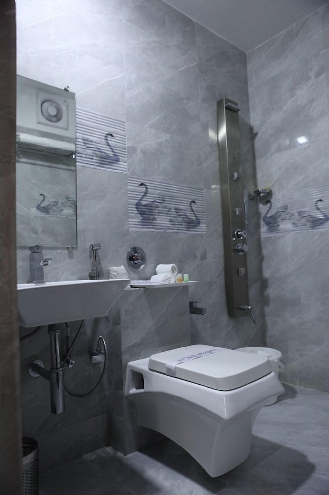 hotel kohinoor plaza