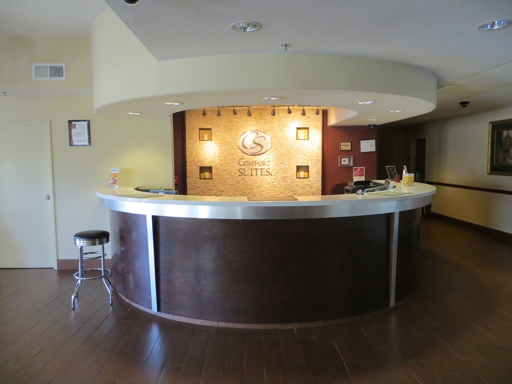 comfort suites fresno river park