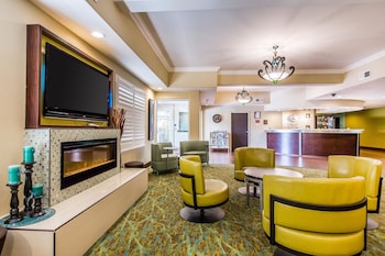 Comfort Suites Fresno River Park,Fresno>>Clovis,3 star