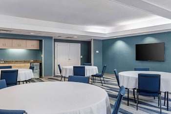 comfort suites gastonia charlotte