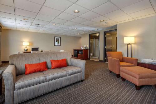 comfort suites